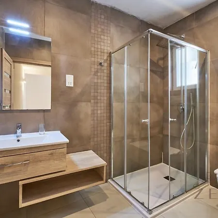 Apartament Beautiful View, 3 Bedroom Spacious *